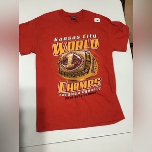 Kansas City Chief 2019-2020 World Champs Tshirt NWT medium